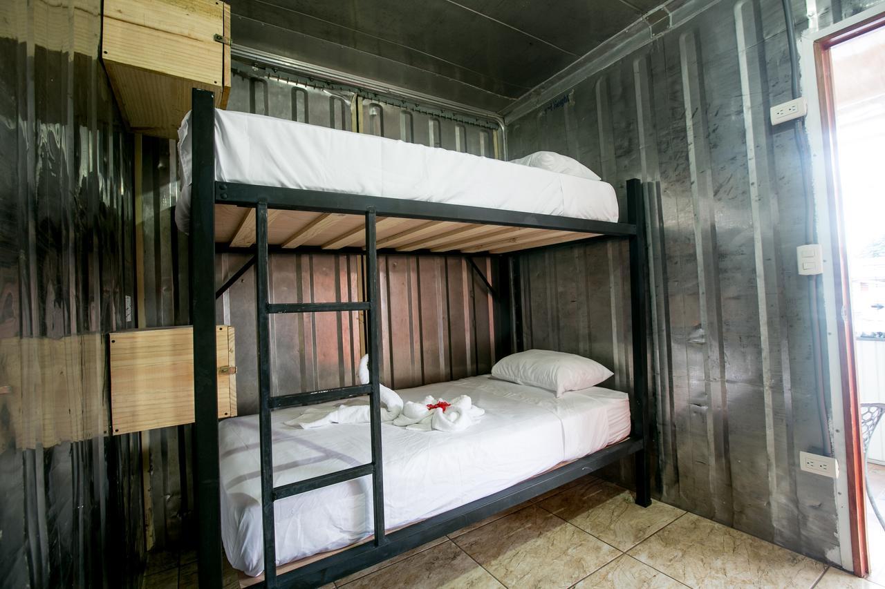 Arenal Container Hostel La Fortuna Kültér fotó